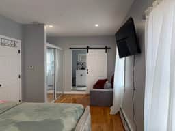 Comfortable and Spacious 3 Bed 25 Km from Gillette - Image 2