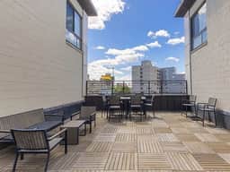 Unique and Sunny 1 Bed in Back Bay - Image 4
