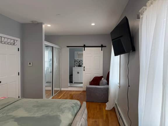 Comfortable and Spacious 3 Bed 25 Km from Gillette - Image 2