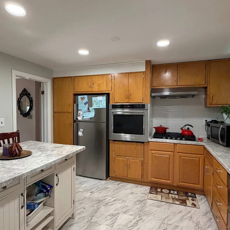 Spacious 4 BD 2 Bath in Quiet area avail July